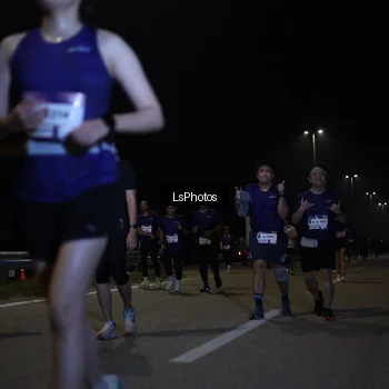 Runner Photo 7352474