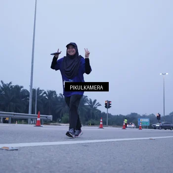 Runner Photo 7352492