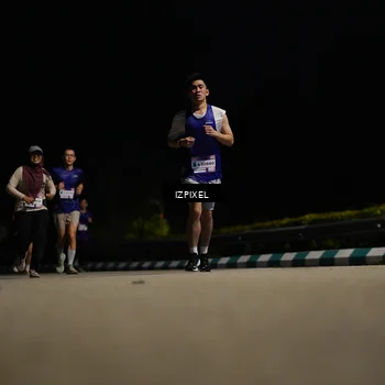 Runner Photo 7352503