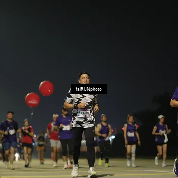 Runner Photo 7352518
