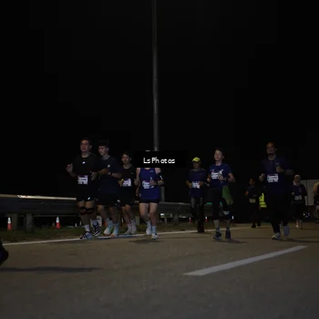 Runner Photo 7352550