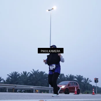 Runner Photo 7352561