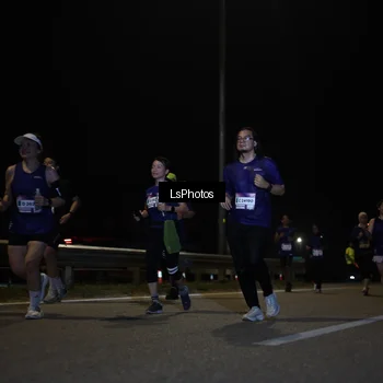 Runner Photo 7352573