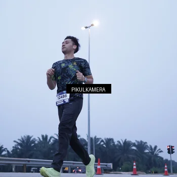 Runner Photo 7352574