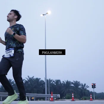 Runner Photo 7352581