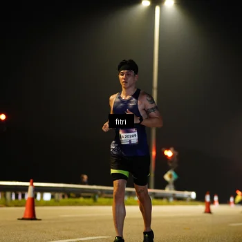 Runner Photo 7352617