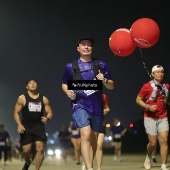 Runner Photo 7352620