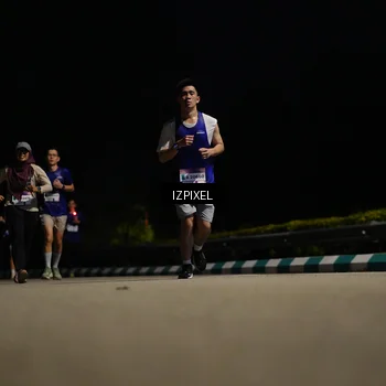 Runner Photo 7352628