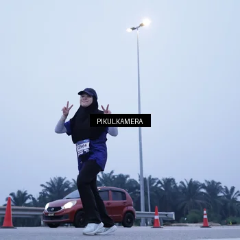 Runner Photo 7352640