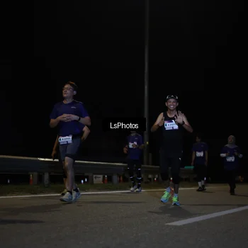Runner Photo 7352645