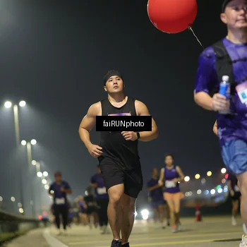 Runner Photo 7352650