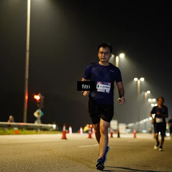 Runner Photo 7352659