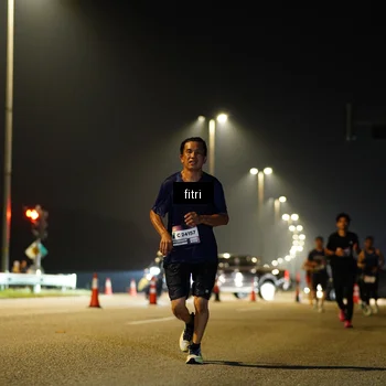 Runner Photo 7352673