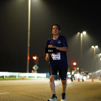 Runner Photo 7352690