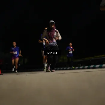 Runner Photo 7352703