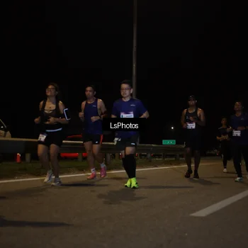 Runner Photo 7352704