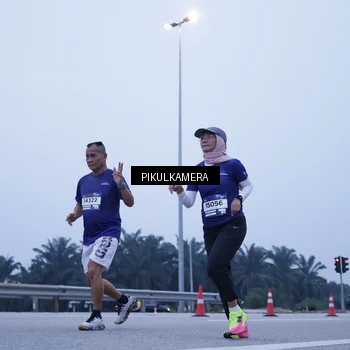 Runner Photo 7352708
