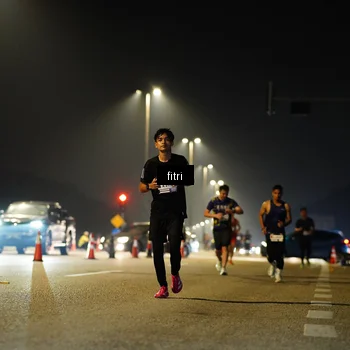 Runner Photo 7352712