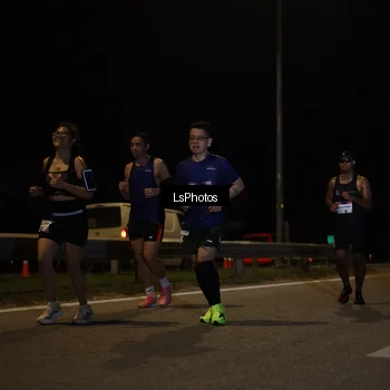 Runner Photo 7352714