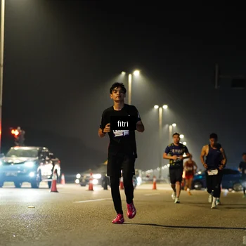 Runner Photo 7352715