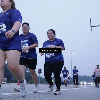Runner Photo 7352726