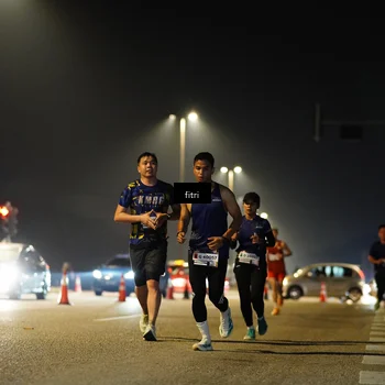 Runner Photo 7352750