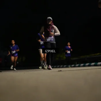 Runner Photo 7352757