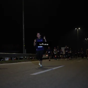 Runner Photo 7352772