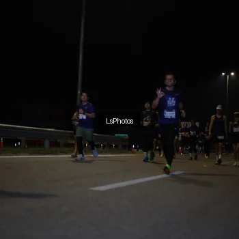 Runner Photo 7352783