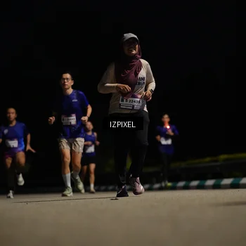 Runner Photo 7352785