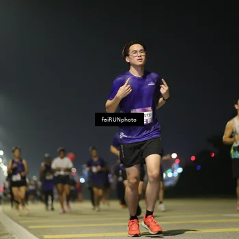 Runner Photo 7352804