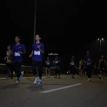 Runner Photo 7352812