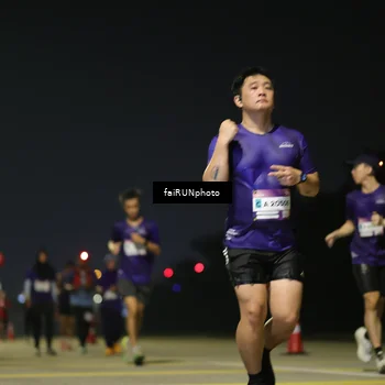 Runner Photo 7352827