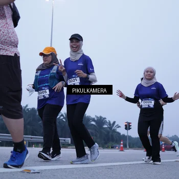 Runner Photo 7352893
