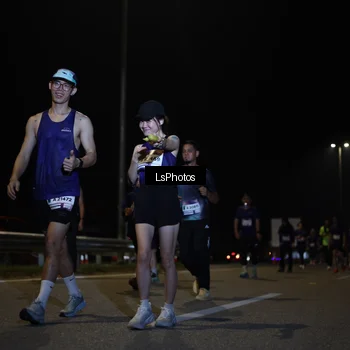 Runner Photo 7352904