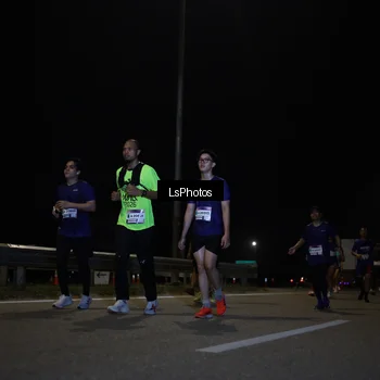 Runner Photo 7352910