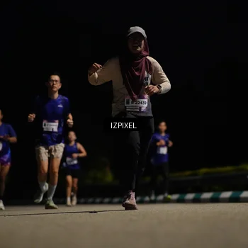 Runner Photo 7352911