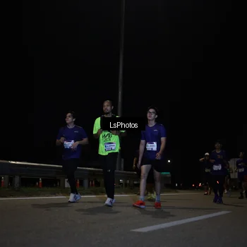 Runner Photo 7352912