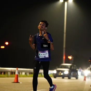 Runner Photo 7352932