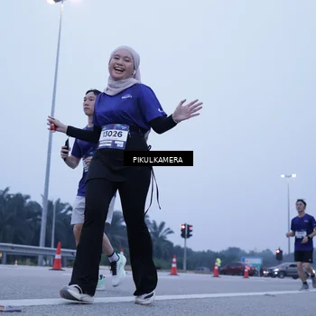 Runner Photo 7352942