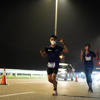 Runner Photo 7352945