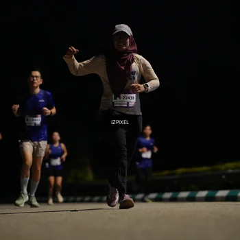 Runner Photo 7352951