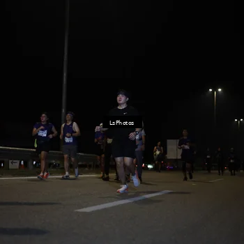 Runner Photo 7352958
