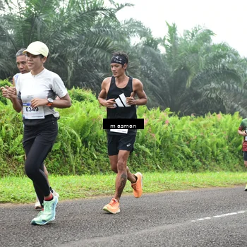 Runner Photo 7352964