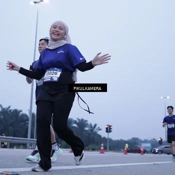 Runner Photo 7352983