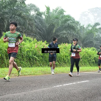 Runner Photo 7352989