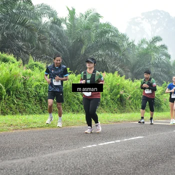Runner Photo 7352995