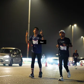 Runner Photo 7353005