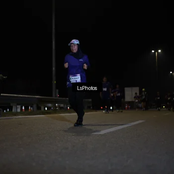 Runner Photo 7353018