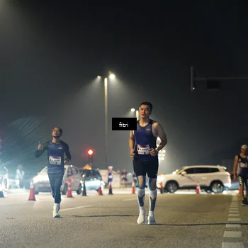 Runner Photo 7353023